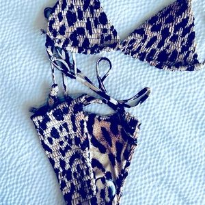 Emma MacDonald X ZAFUL Animal Print Smocked String Bikini Swimwear - Leopard S